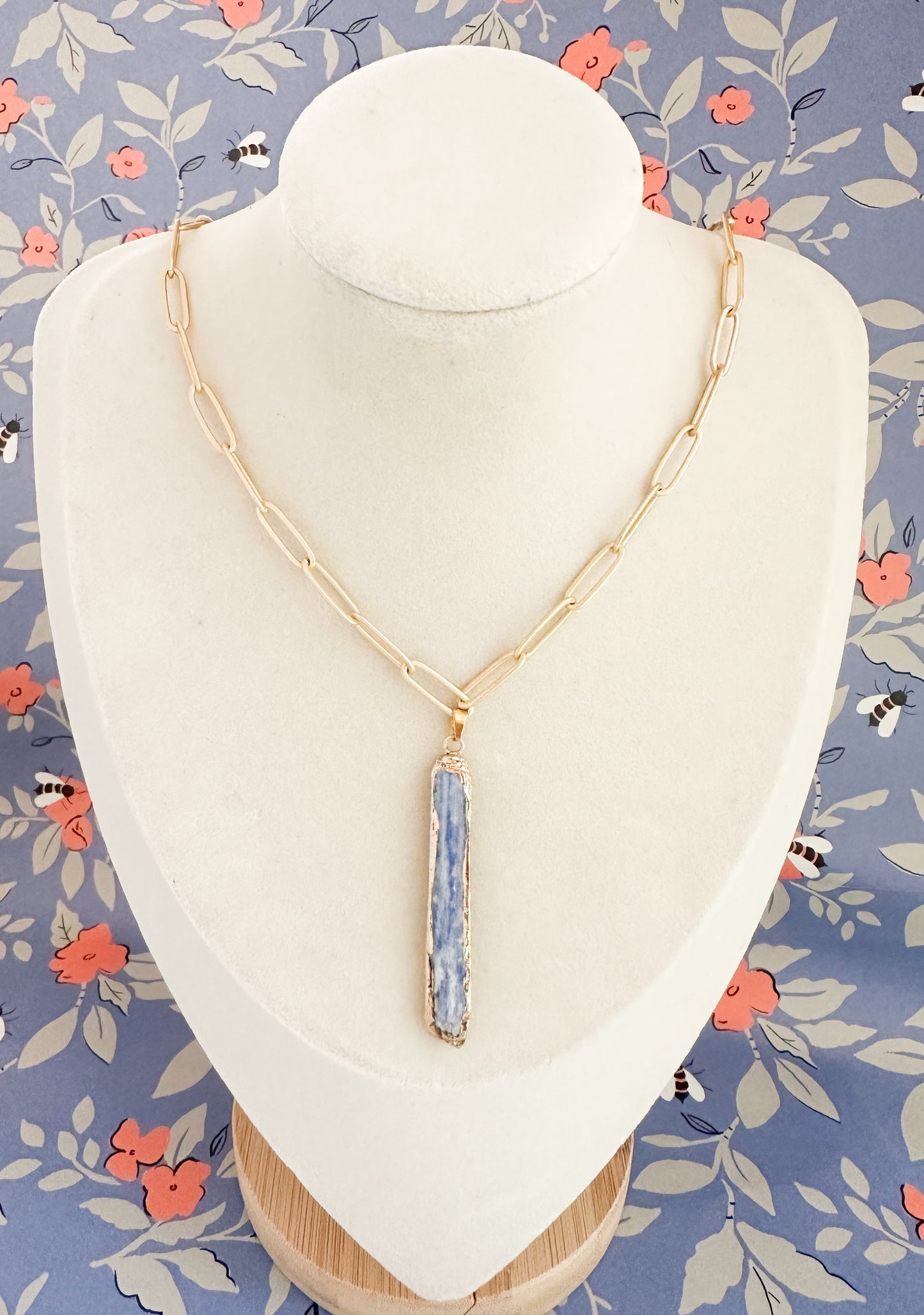 Birdie-Kyanite Gold Necklace