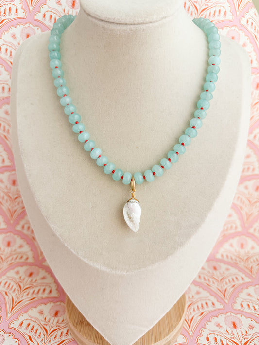 Lila Shell Necklace