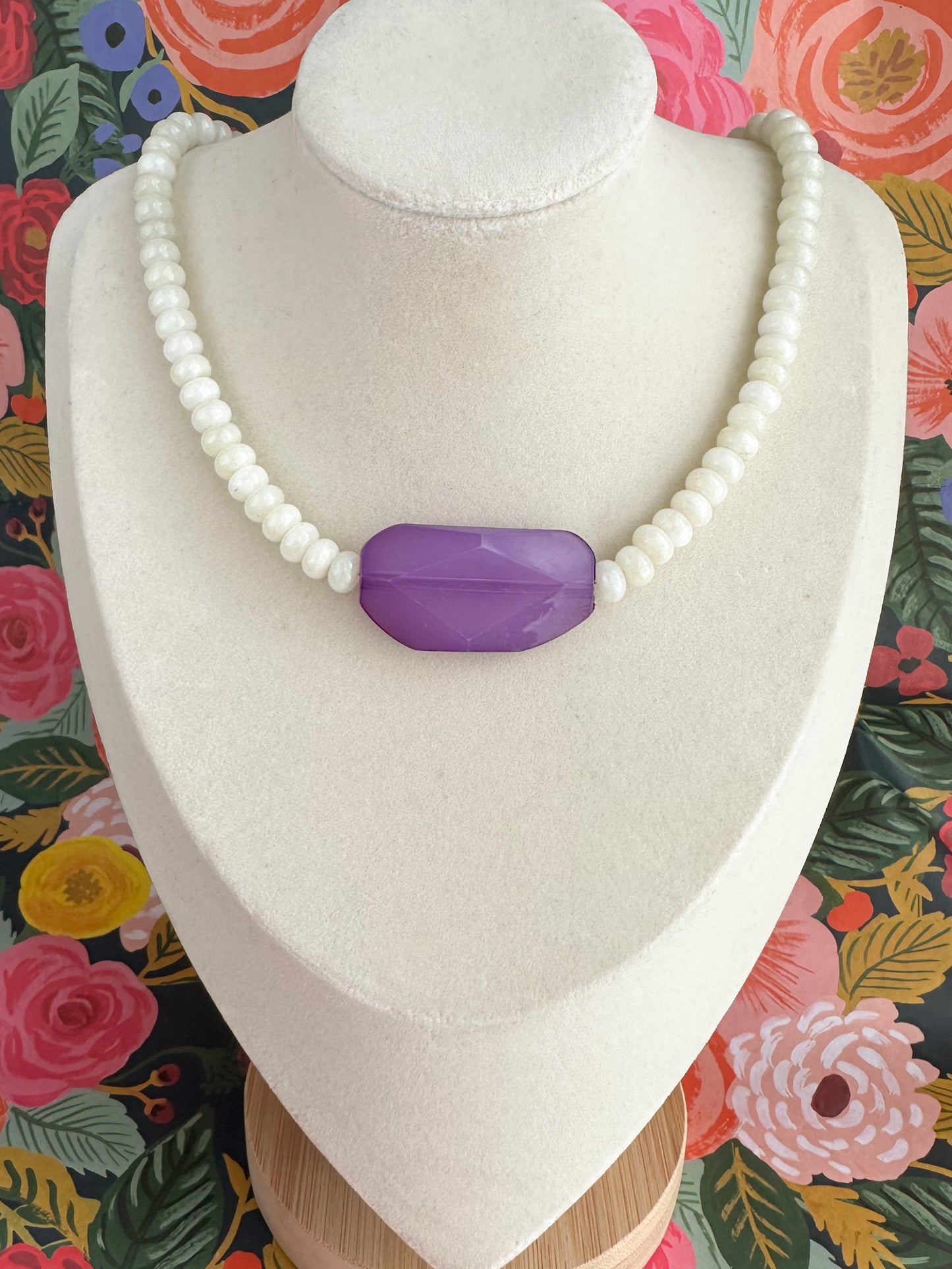 Chartreuse Jade Necklace-Maeve